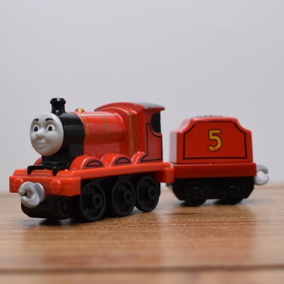 James w/ Tender Trackmaster Diecast Train Engine Push Along Take and Play 2013 - Picture 1 of 10